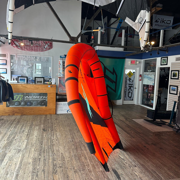 Demo 2023 F-One STRIKE V3 CWC 8m Wing Used