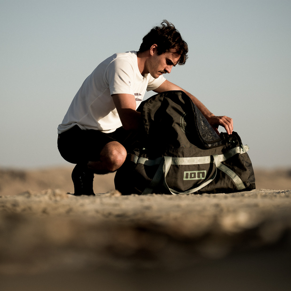 2025 / 2024 Ion Session Duffel Bag