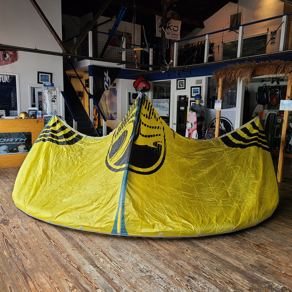 Demo 2020 Cabrinha CONTRA 13m Kiteboarding used kite only