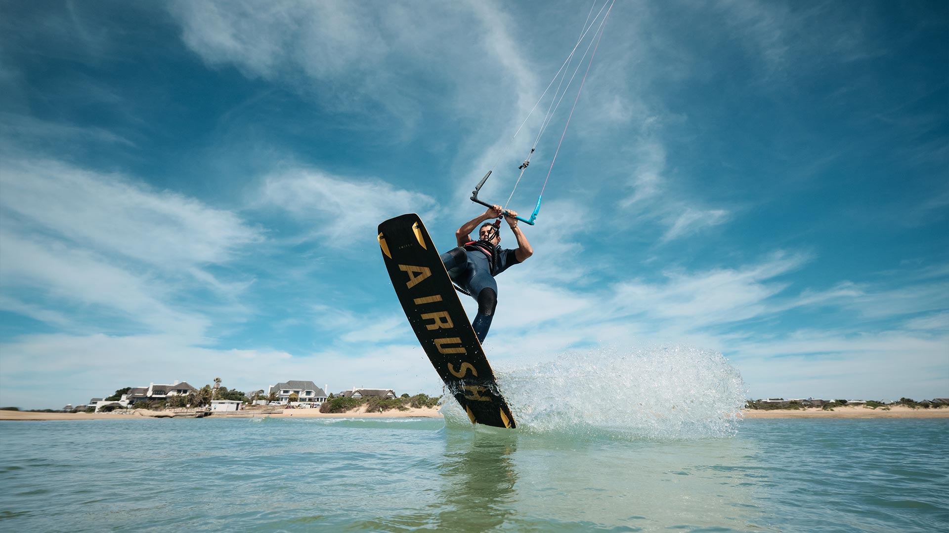 Airush kitesurf top