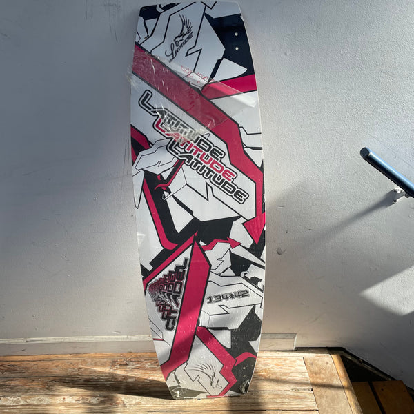 Demo LATITUDE CITADEL 134X42  board only Used