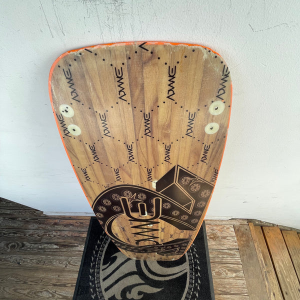 Demo  Advance Hydra technology 130x36,5 cm board  Used