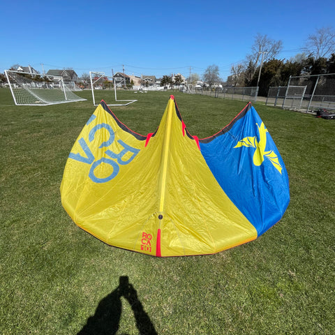 Demo 2017  Best Roca V2 10m Kitesurfing Kite Only Used