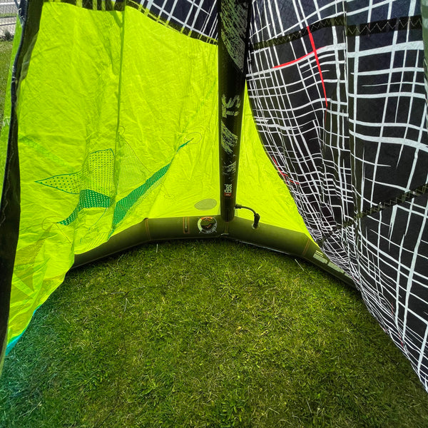 DEMO 2015 BEST TS V4 6M KITE USED ONLY