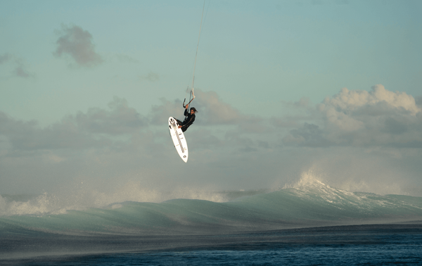 2023 / 2024 Duotone Session SLS Kite Surfboard